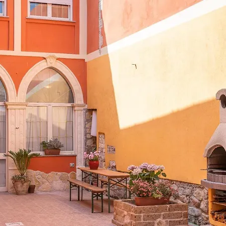 La Piuma Guest house *
